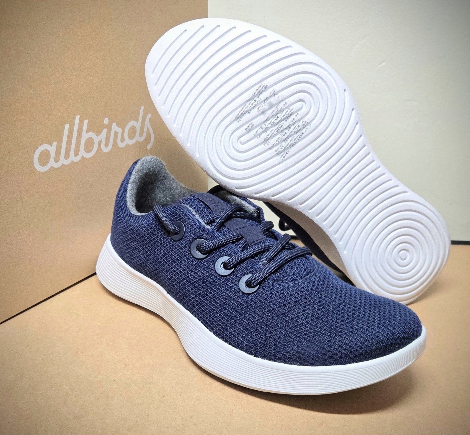 New Allbirds Women\'s 10.5 Tree Runner NZ Sneakers - Navy blue, Wool Lining