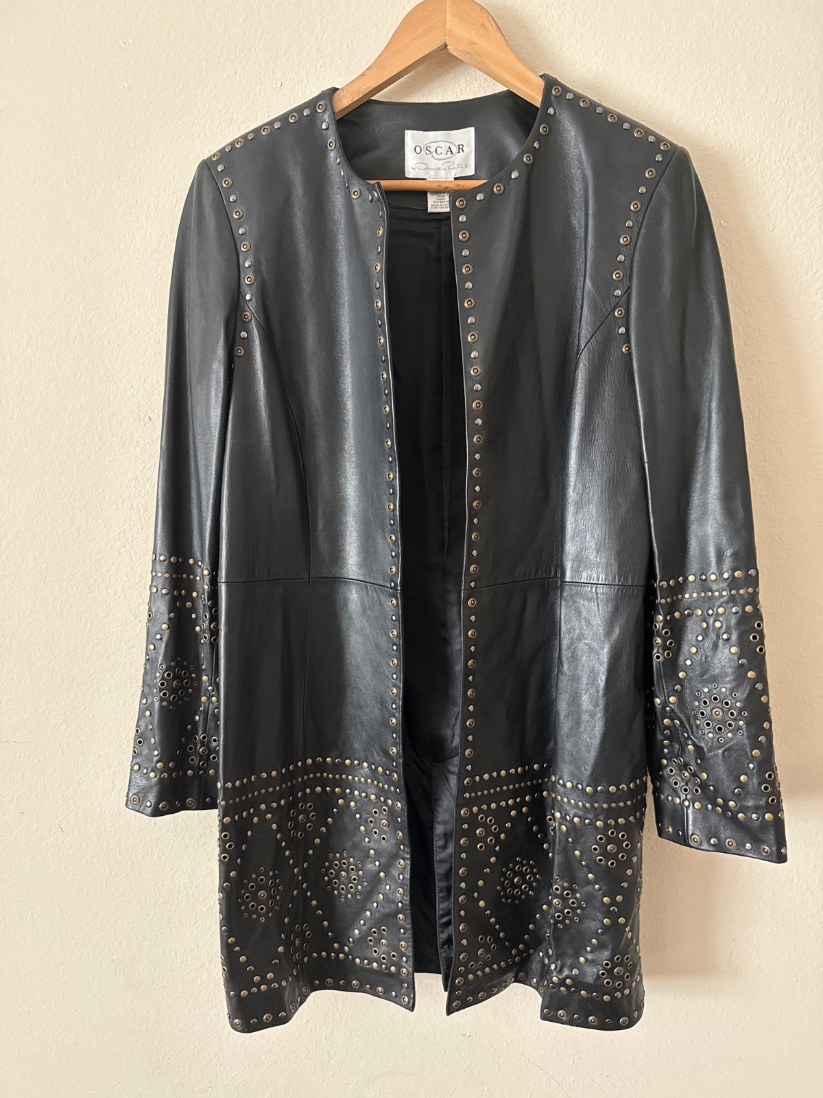 Vintage Oscar De La Renta  Brass Studded Women\'s Black Genuine Leather Size 10