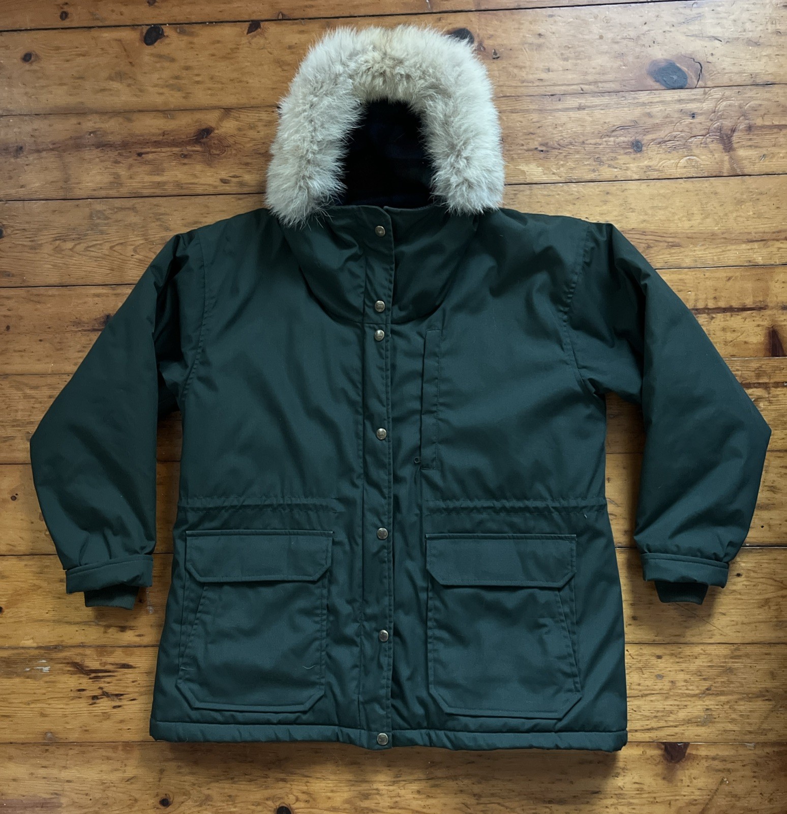 Vintage Woolrich Jacket Women’s Green Coat Wool Lined Made USA Coyote Fur Hood
