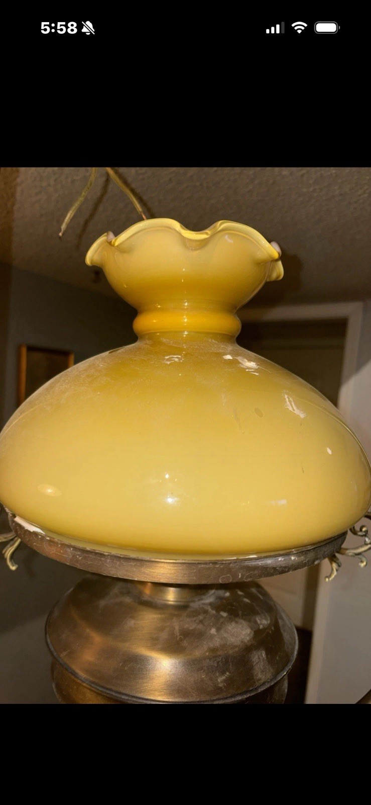 Antiq / VTG BUTTERSCOTCH Cased Glass Oil Lamp Shade Aladdin Hurricane Kerosene 1