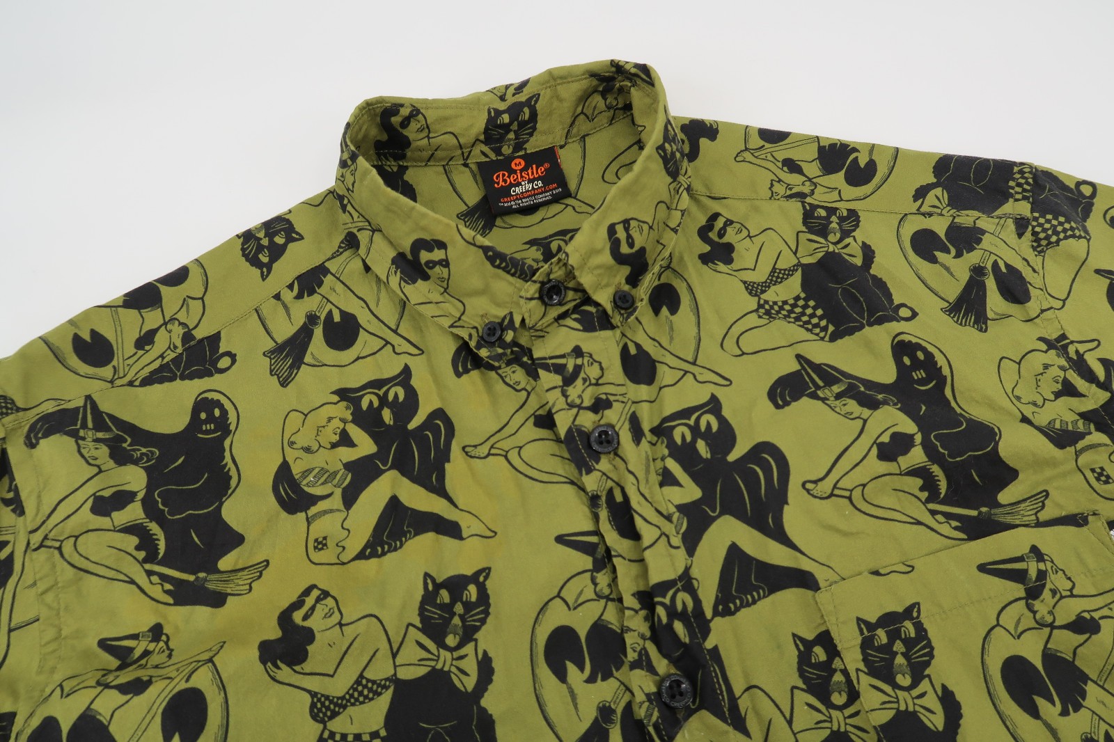 Beistle Creepy Co Shirt Mens Medium Halloween Witch Pin Up Girls Ghost Black Cat Beistle Creepy Co Shirt Mens Medium Halloween Witch Pin Up Girls Ghost Black Cat