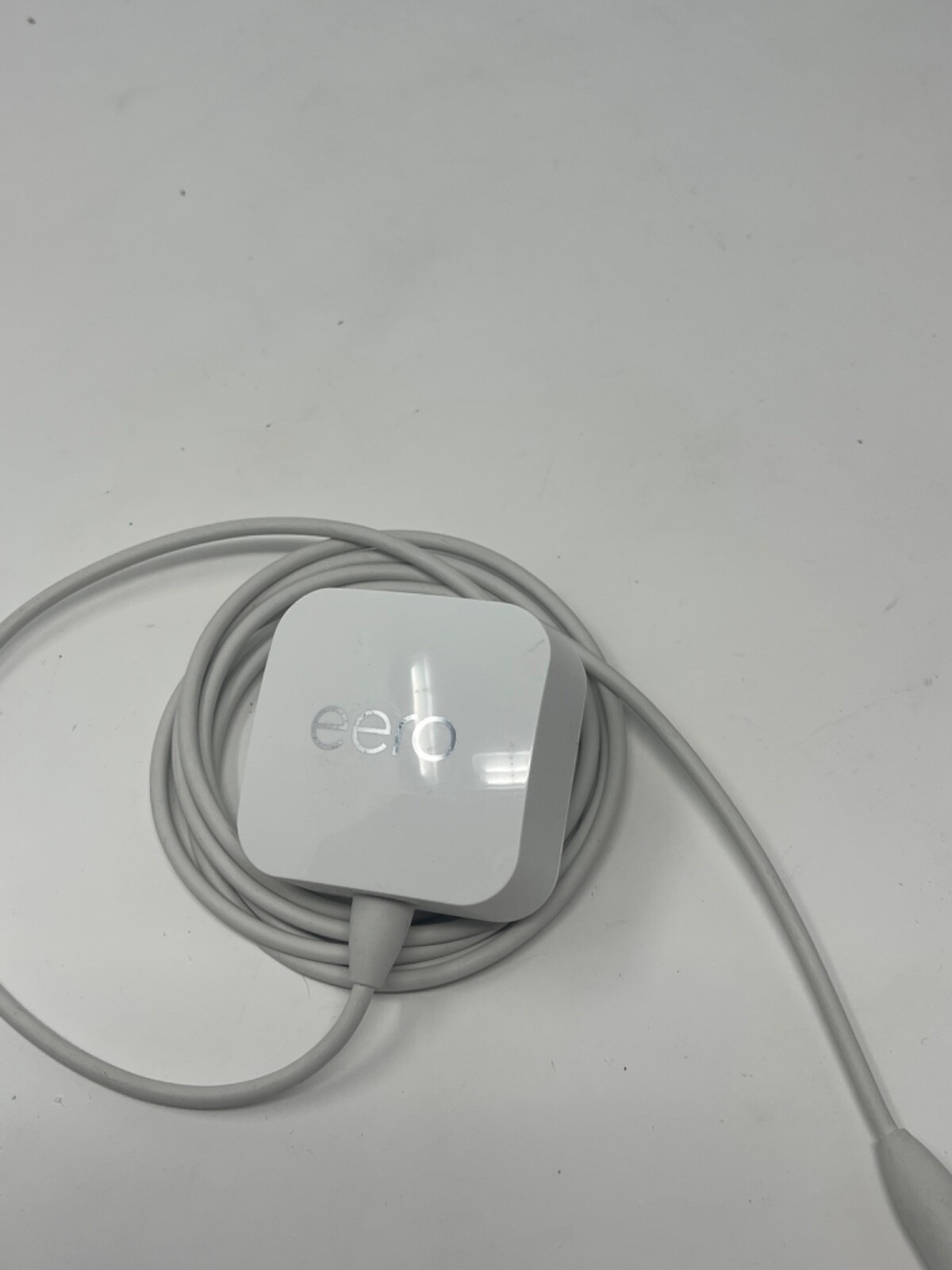 Eero A010001, LOT of 2 First Gen Home Mesh WiFi System Router w/Power Supplies Eero A010001, LOT of 2 First Gen Home Mesh WiFi System Router w/Power Supplies