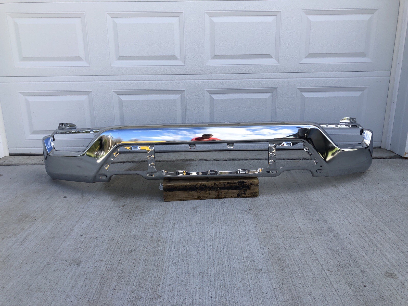 2021-2023 Ford F150 Front Chrome Bumper without Sensor Holes OEM 2021-2023 Ford F150 Front Chrome Bumper without Sensor Holes OEM