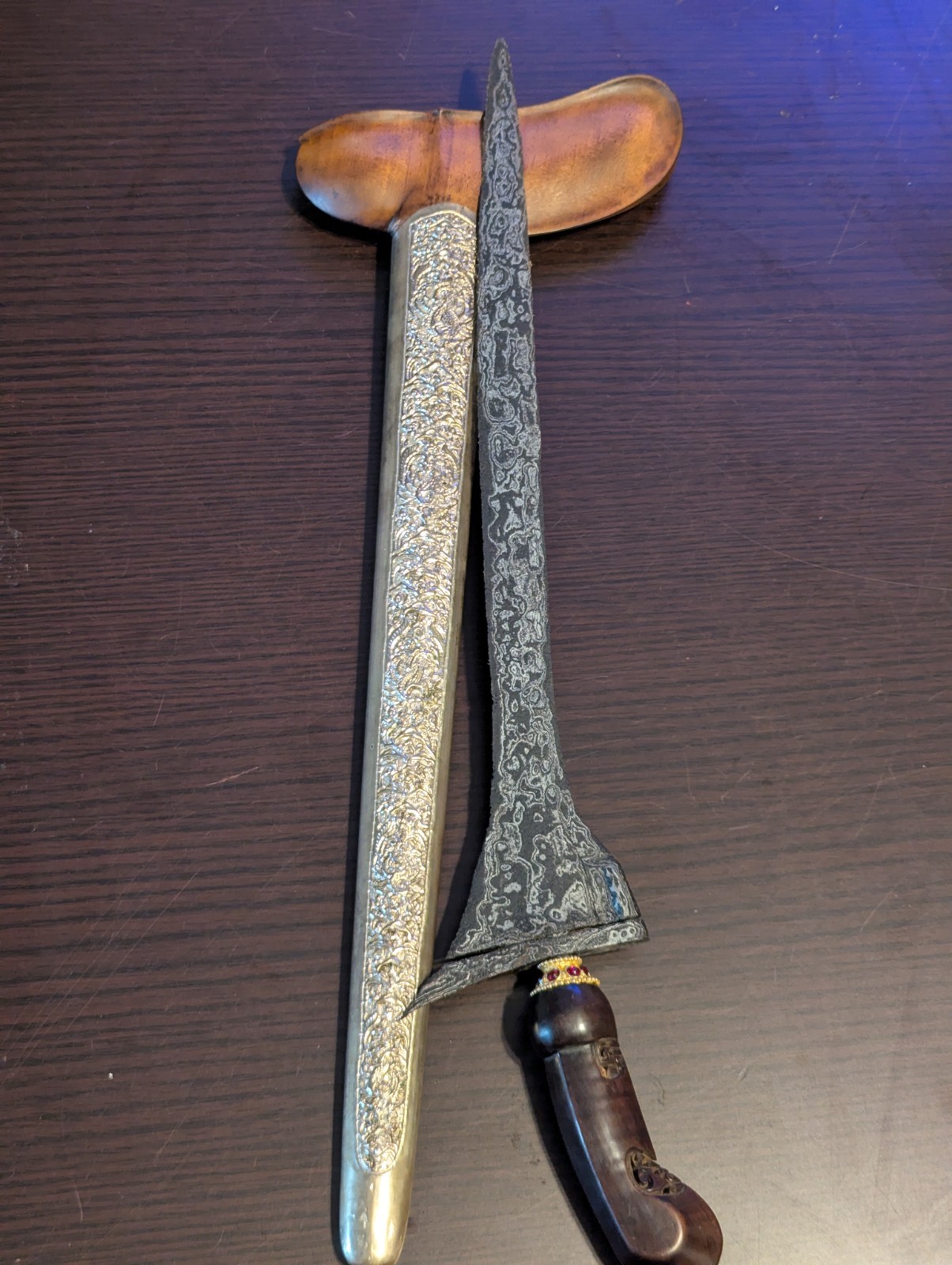 Indonesian Javanese Keris Kris Dagger. Rare Item. Collectible. Vintage. Indonesian Javanese Keris Kris Dagger. Rare Item. Collectible. Vintage.