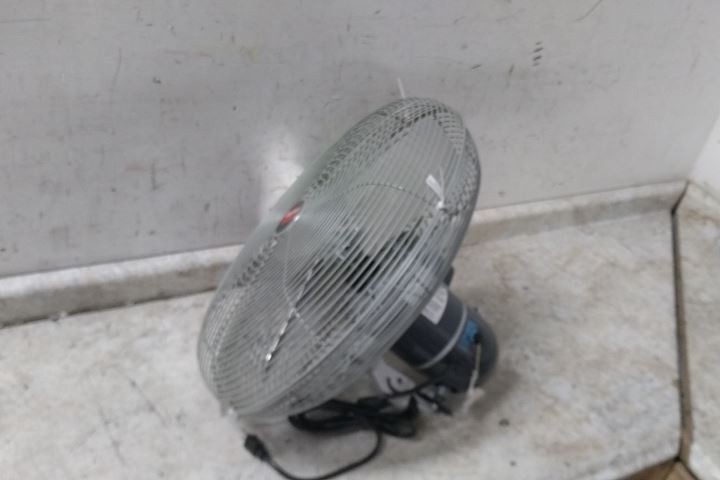 Dayton 1VCF2 1/4 HP 1100/850 RPM 115VAC 20 In Blade Standard-Duty Industrial Fan