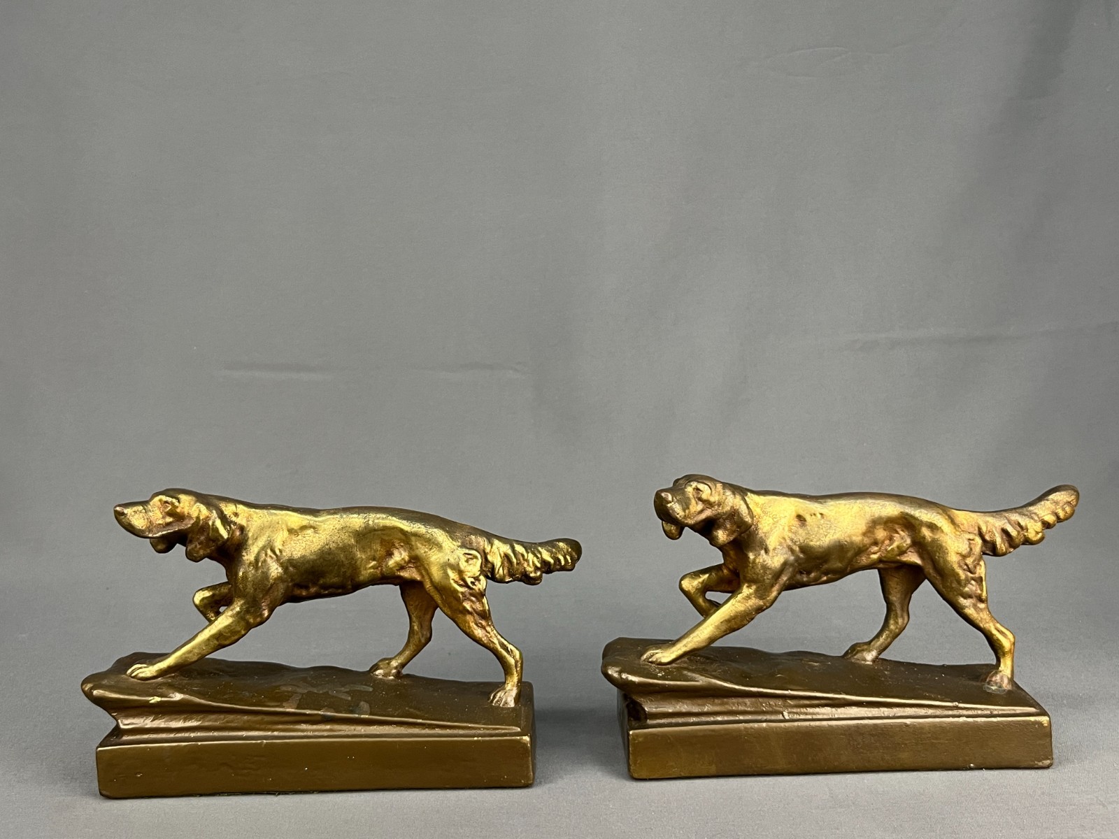 Pair  Antique Armor Bronze English Setter Hunting Dog 8 1/4