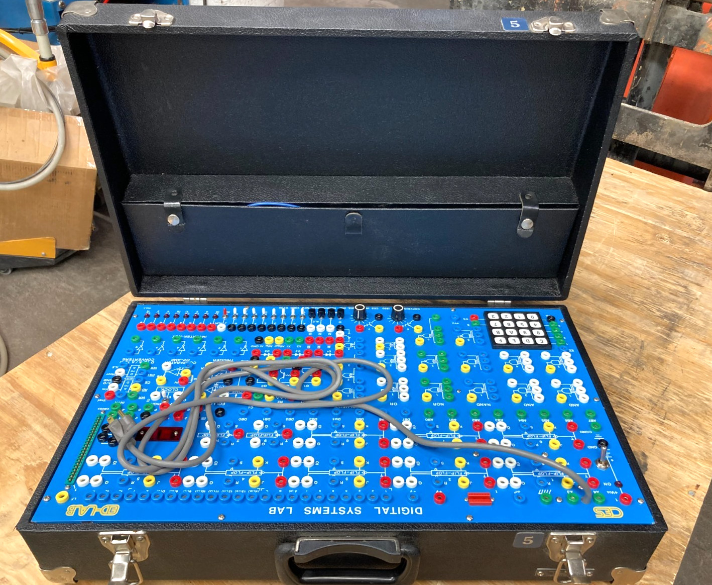 CES Digital Systems Lab 703.A ED-LAB Electronics Trainer CES Digital Systems Lab 703.A ED-LAB Electronics Trainer