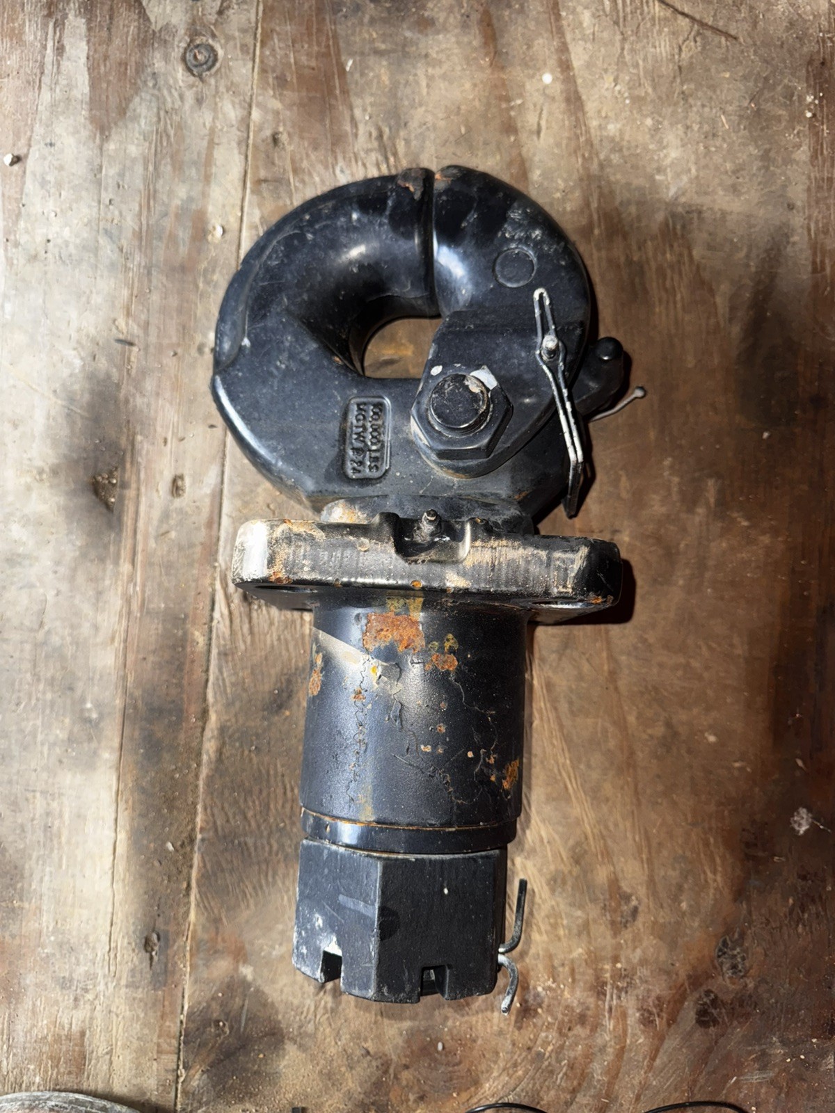 Used - buyers products 100,000lb pintle hitch BP880