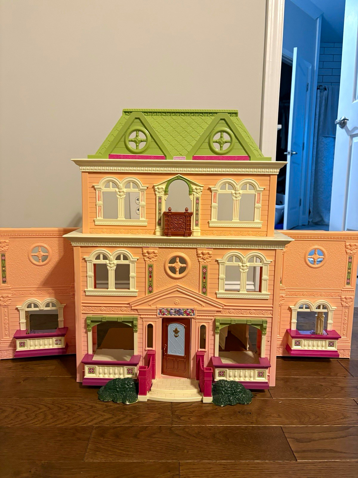 Vintage 2008 Fisher Price Loving Family Grand Victorian Mansion Dollhouse Vintage 2008 Fisher Price Loving Family Grand Victorian Mansion Dollhouse