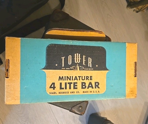 Vintage Tower Sears Roebuck And Co Photo Miniature 4 Lite Bar Tested & Works