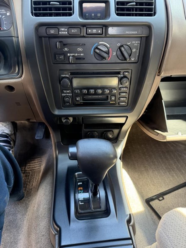 1996-2002 Toyota 4Runner Floor Shifter Gear Shift Lever Assembly OEM