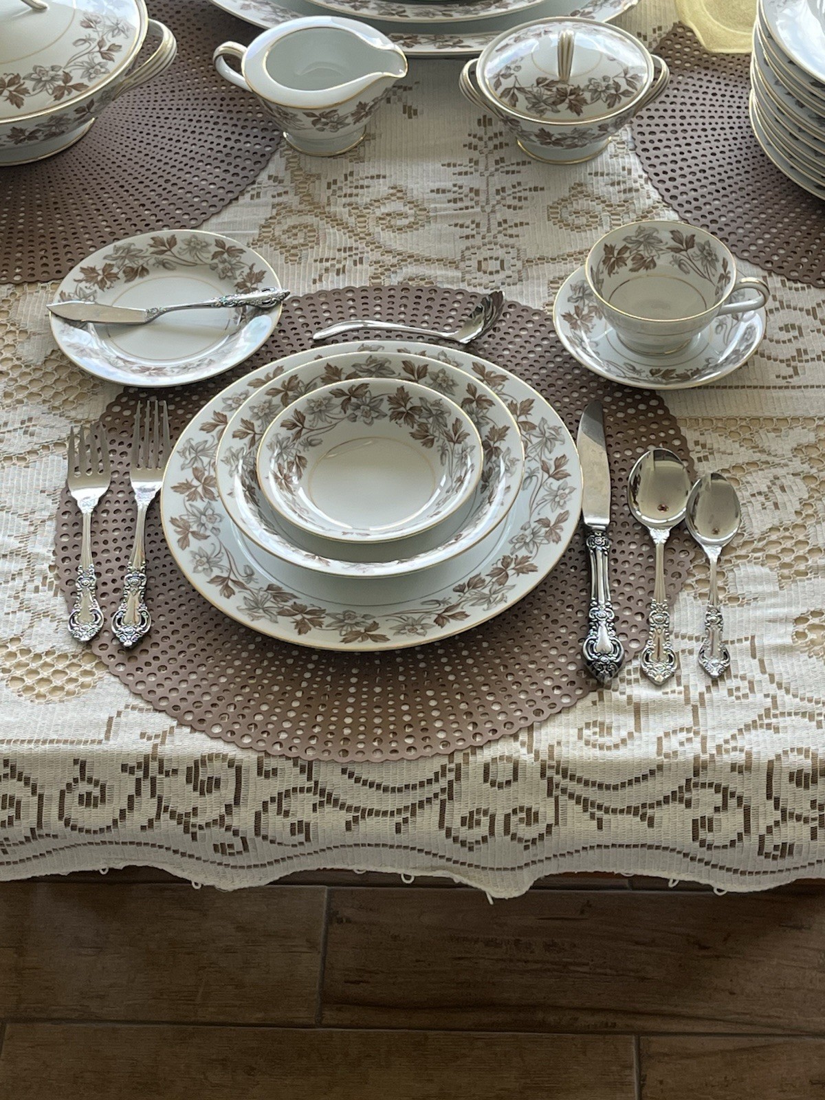 Vintage 90 Piece Noritake “M” China Set Allison 5313 Service for 12