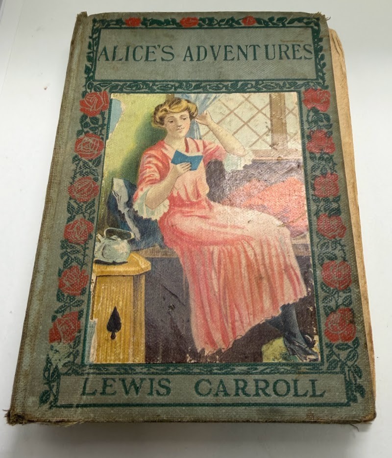 Vintage Alice’s Adventures - Lewis Carroll- Hurst and Co. -Unknown Year Vintage Alice’s Adventures - Lewis Carroll- Hurst and Co. -Unknown Year