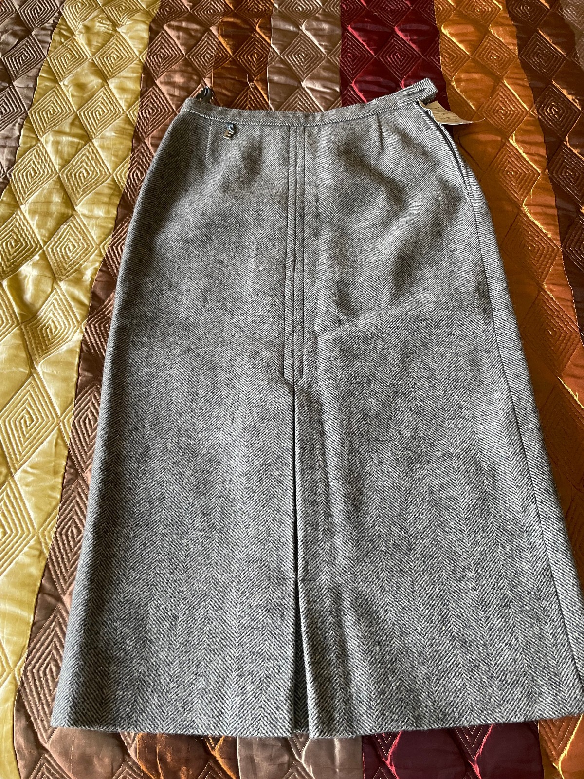 Vintage 70s/80s DDR German Wool Herringbone Midi Skirt Gray 26\