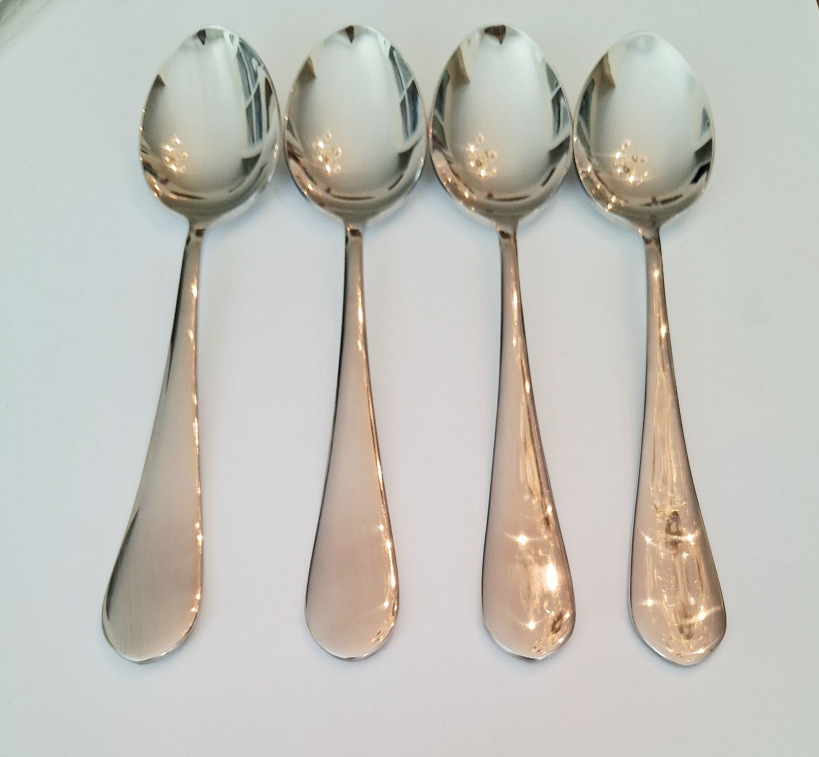 (4) Wallace CONTINENTAL CLASSIC Stainless 18/10 Place Oval Soup Spoons~China