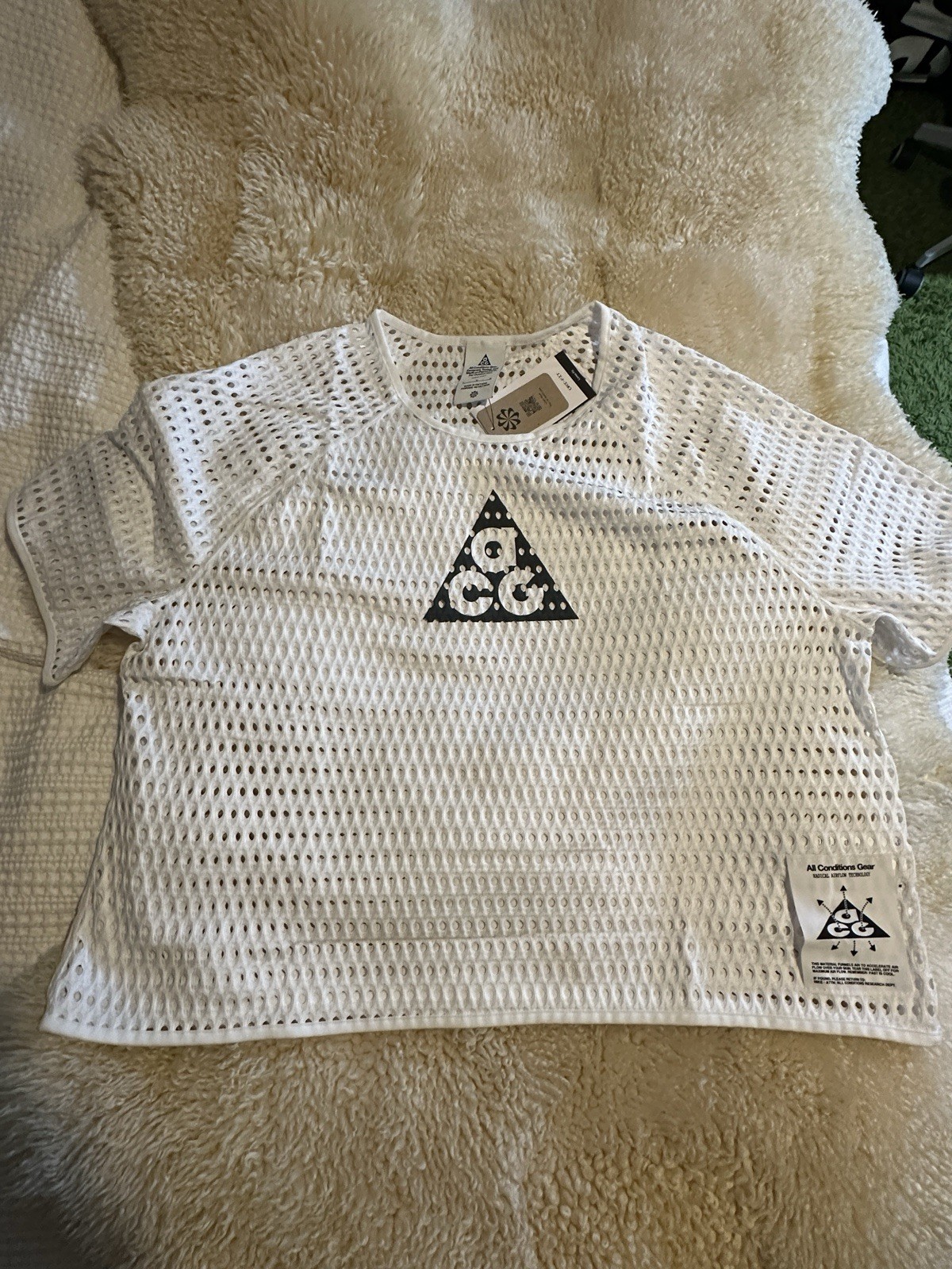Nike ACG Radical AirFlow Alphafly Short Sleeve Running Top White Size Large NWT