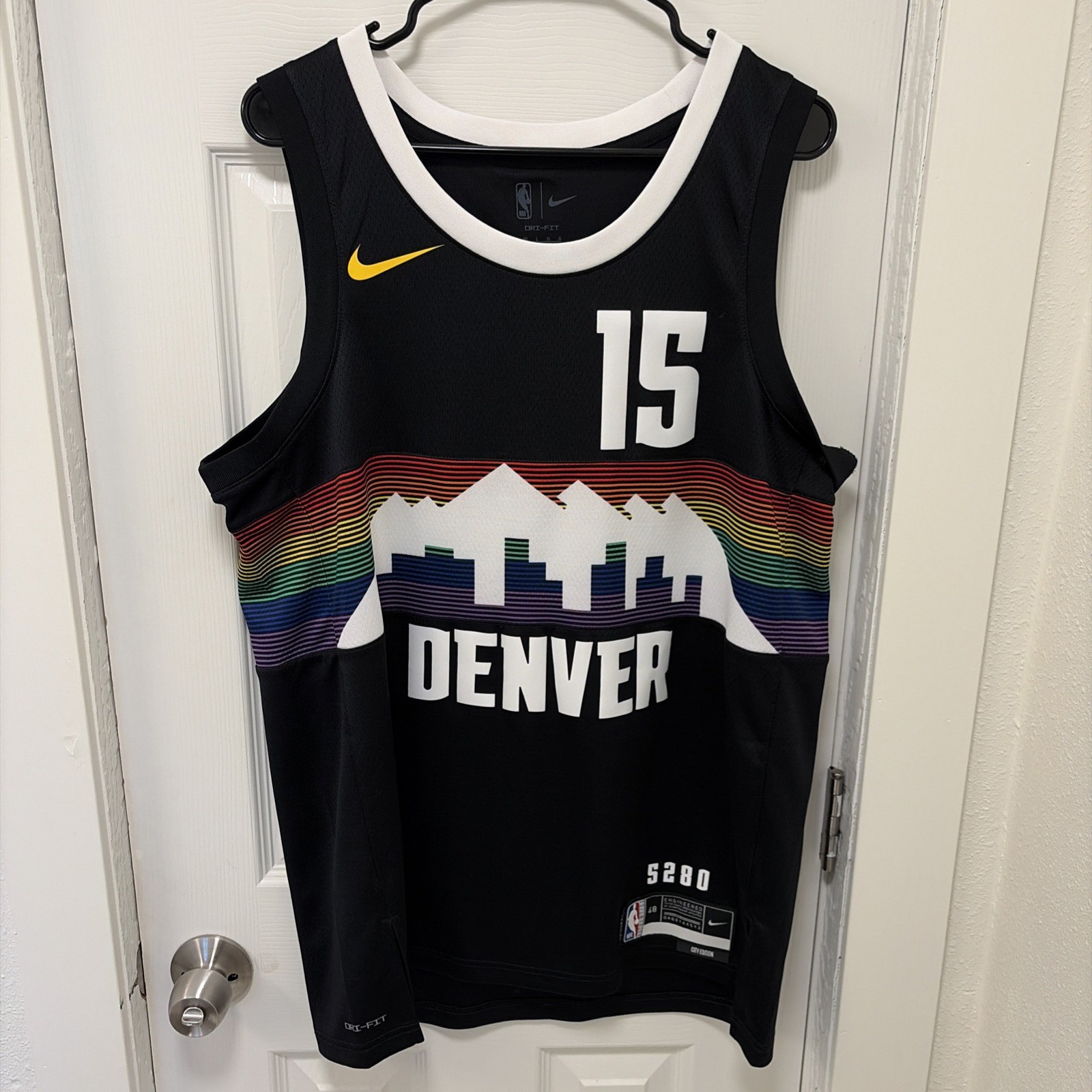 Nike Nikola Jokic #15 Denver Nuggets City Edition Swingman Jersey Size 48 L Nike Nikola Jokic #15 Denver Nuggets City Edition Swingman Jersey Size 48 L