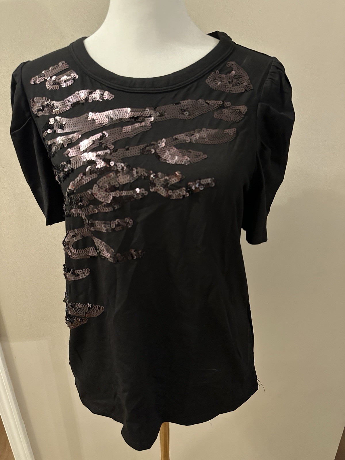 DKNY Black and Sequin Tiger Pattern Blouse Size Medium NWT