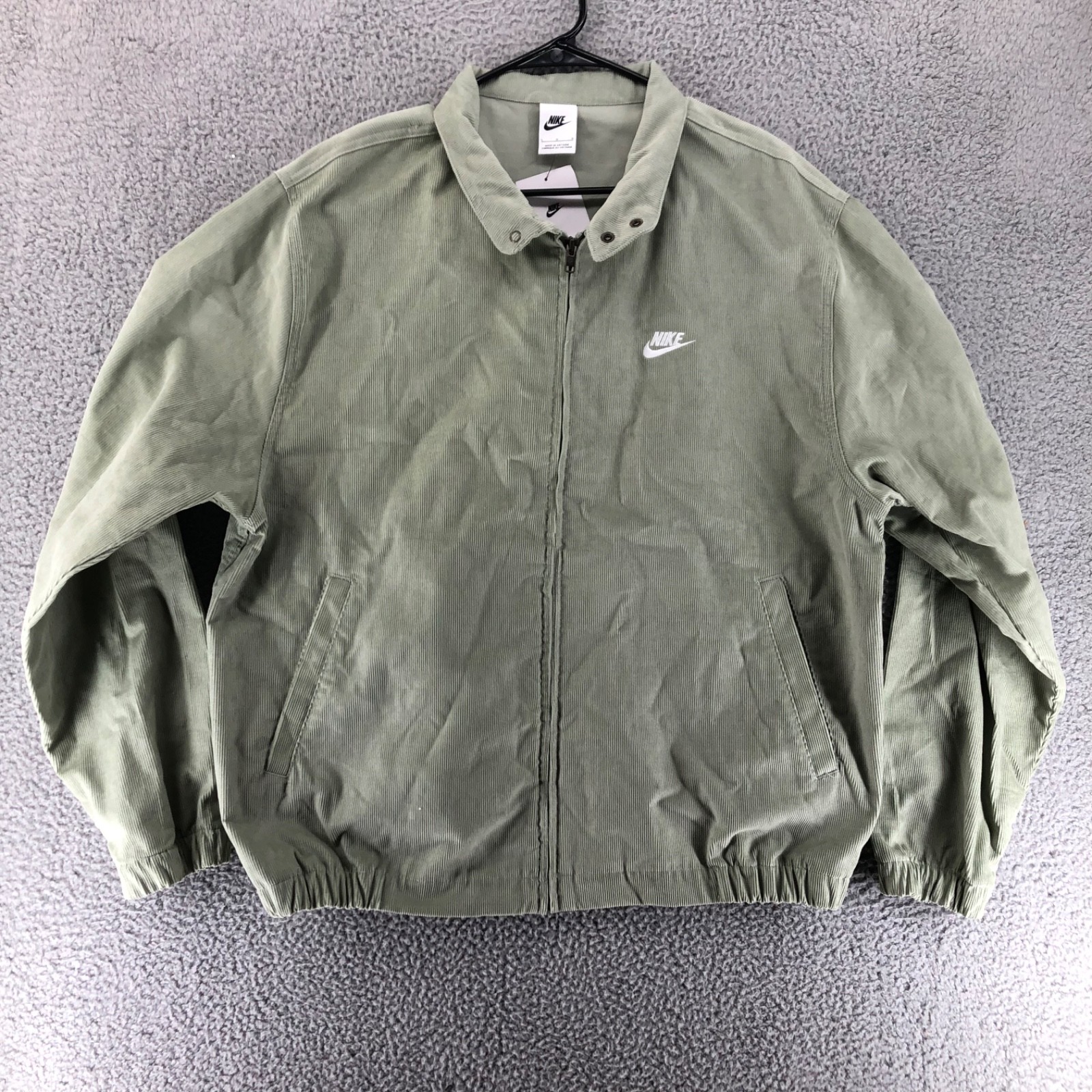 Nike Mens Size Large Sportswear Club Corduroy Harrington Jacket Green FZ0631-370 Nike Mens Size Large Sportswear Club Corduroy Harrington Jacket Green FZ0631-370
