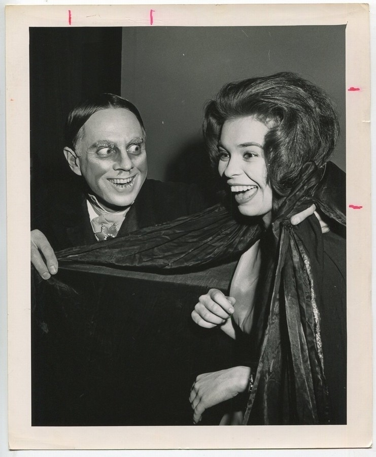 John Zacherle & Ms Tansylvania 1957 Monster Beauty Pageant Sci Fi Convention