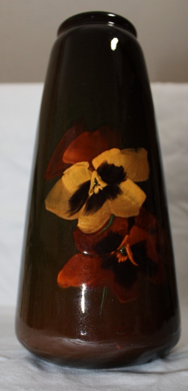 Unmarked Early 1900\'s Glazed Pottery Resembles Roseville Pottery 8\