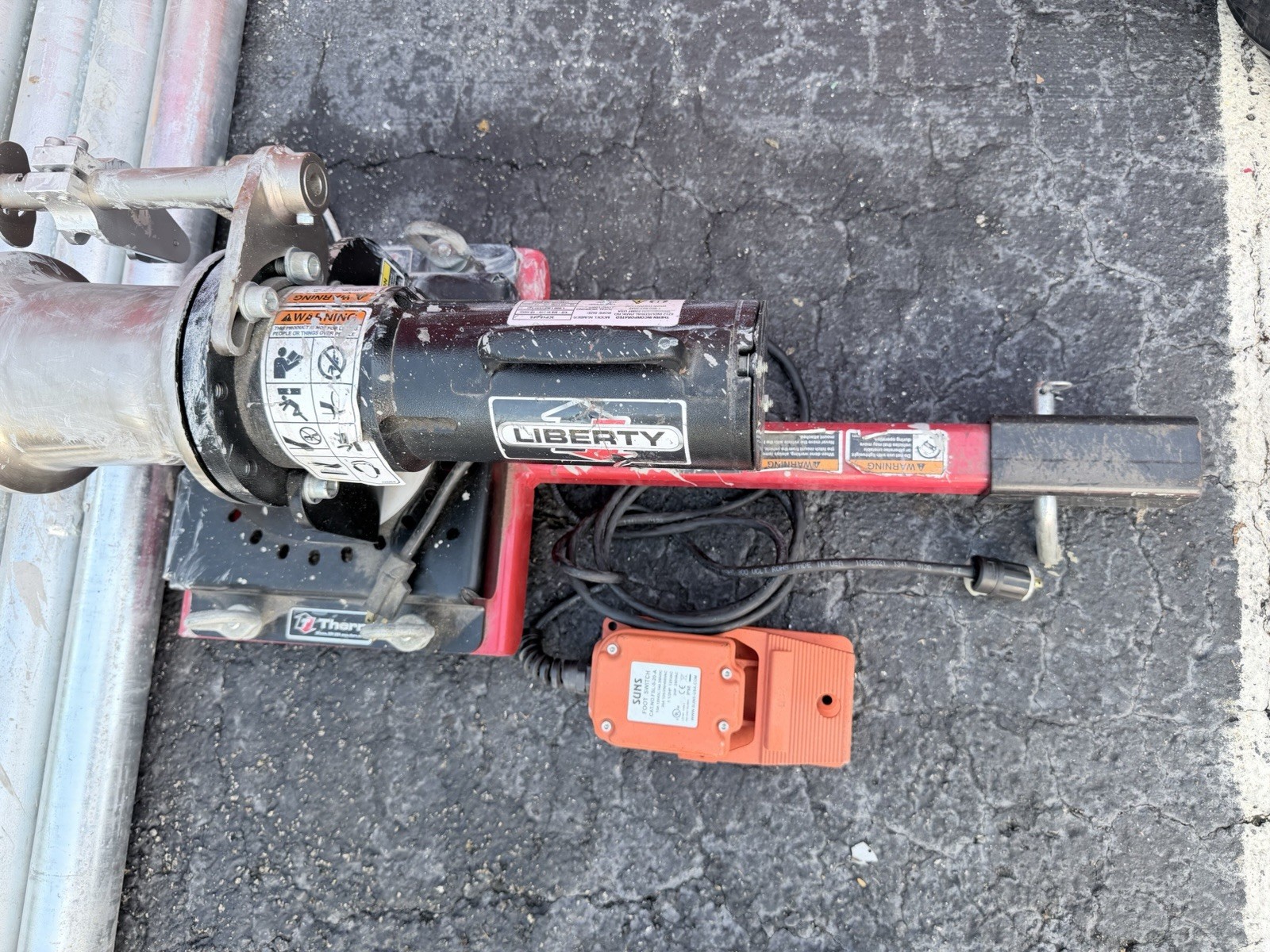 Thern Liberty Electric Capstan Winch Hoist w/ Wired Remote Pendant⁠