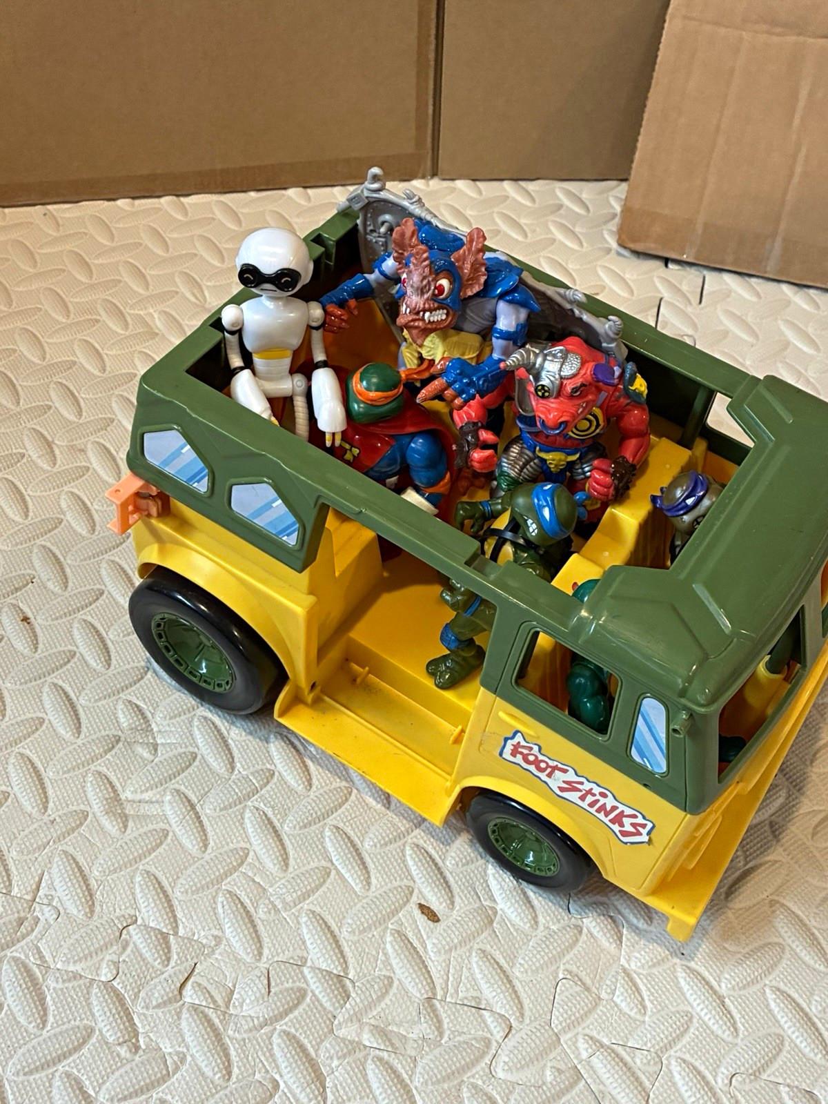Teenage Mutant Ninja Turtles Michelangelo Mixed Lot 10+ w/ Vehicle