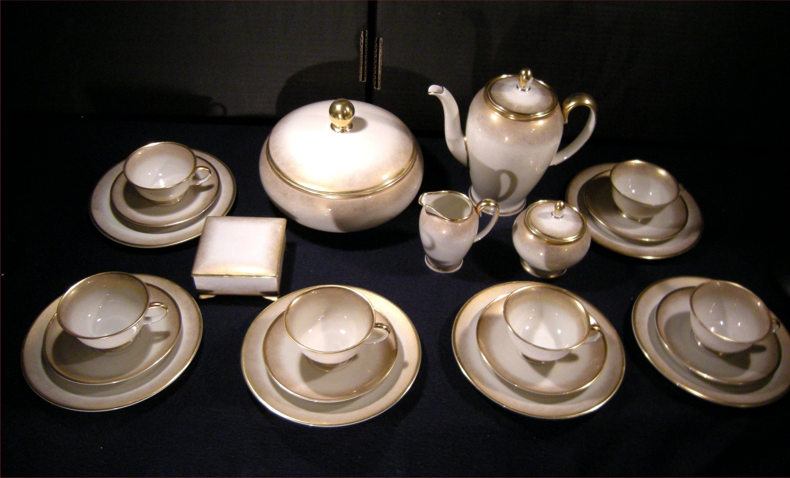 Rosenthal Aida Flammgoldekor Coffee Set x 6 - 23 Pieces, 1936-38 No Ginori