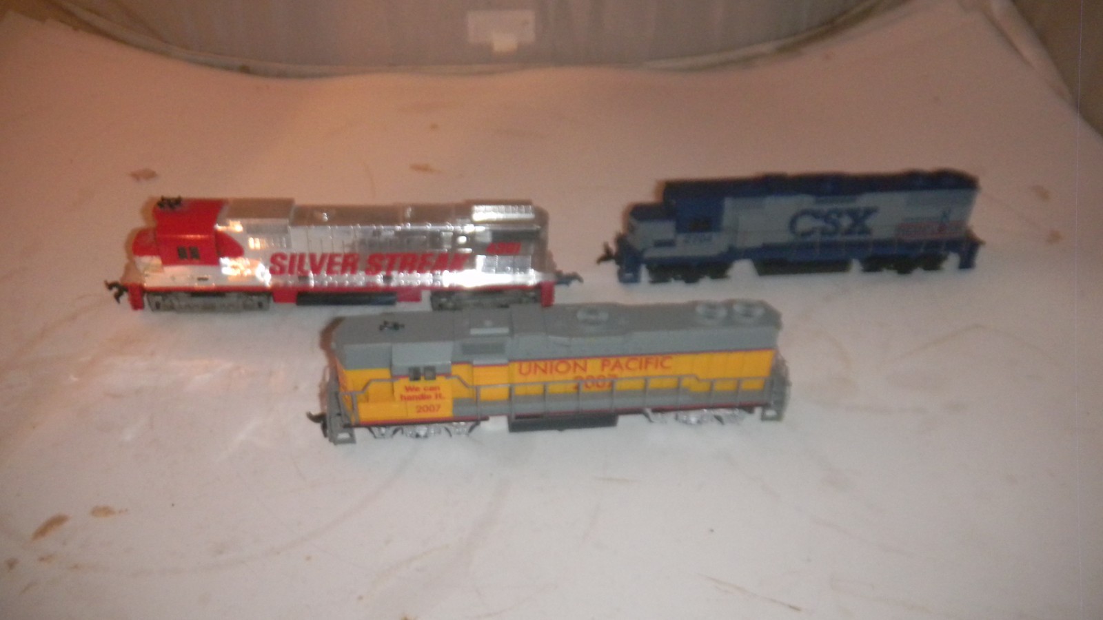 3- Collectible HO Scale Train Engines 1- 2007/1- 4301 / 2704