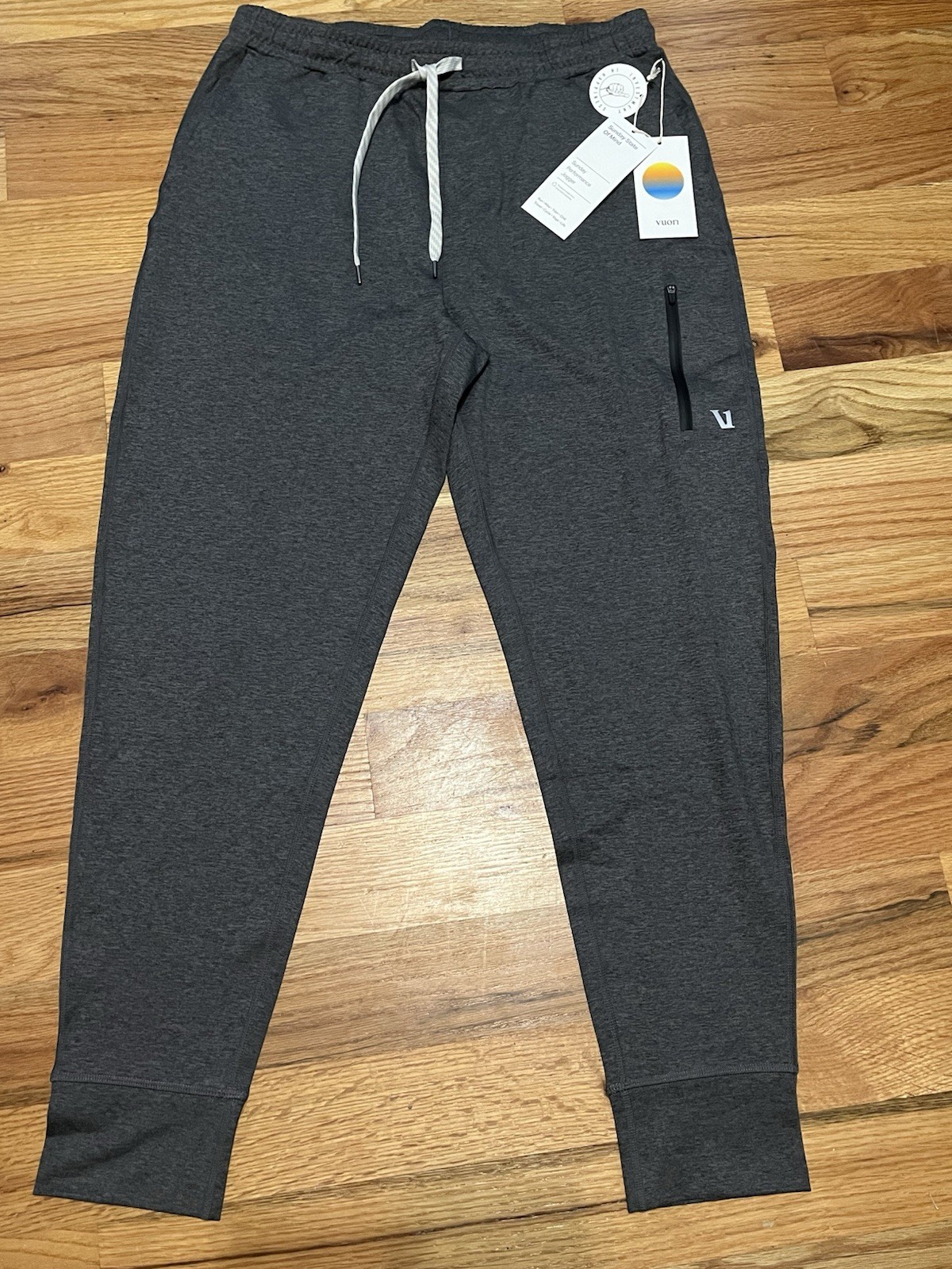 Vuori Sunday Performance Jogger Men’s Medium Charcoal Heather – New With Tags