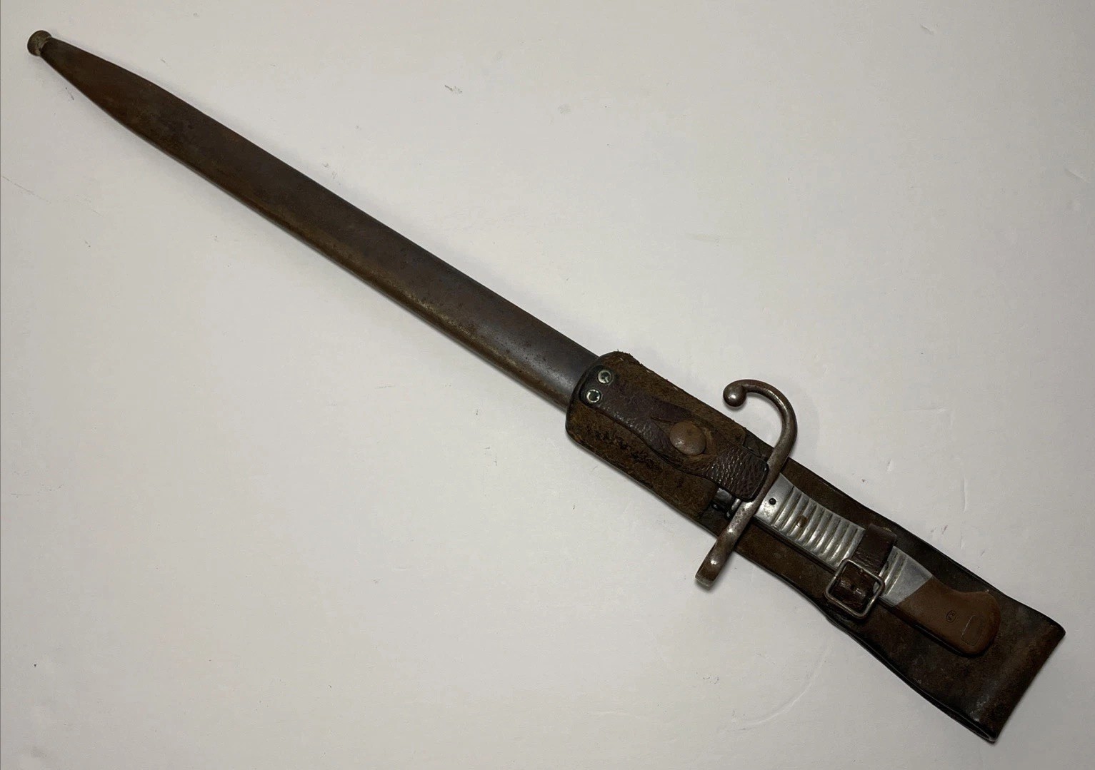 Original WWI Argentine 1891 Mauser Bayonet With CREST W/ Scabbard Argentina