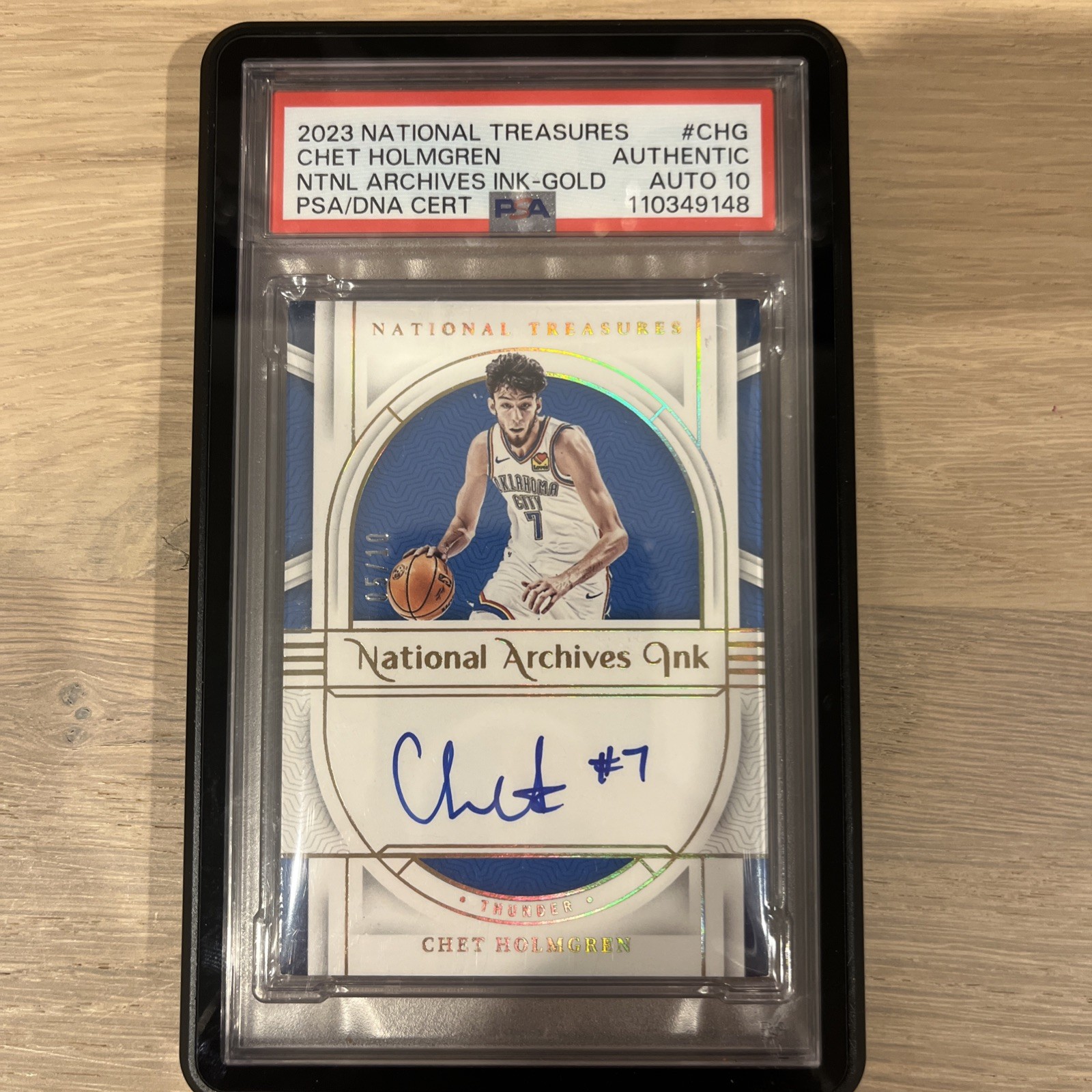 2023-2024 Panini National Treasures Chet Holmgren Gold Auto /10  OKC Thunder