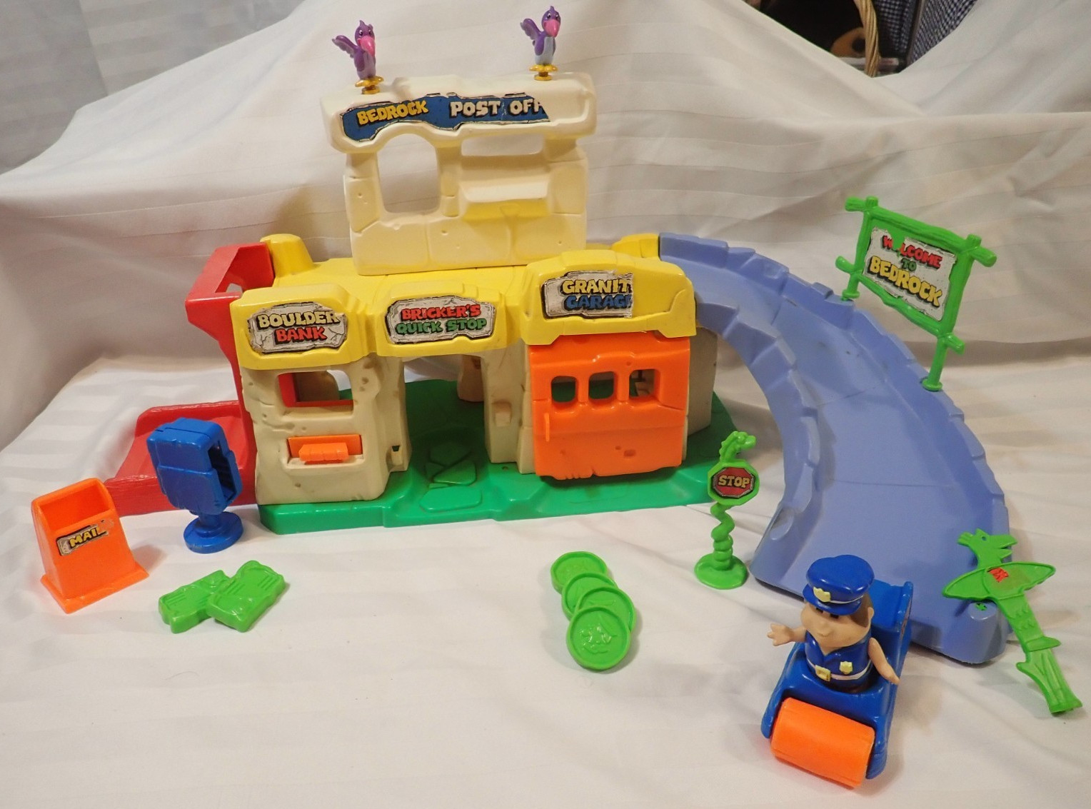 Coleco 1986 The Flintstones Kids Town of Bedrock Prehistoric Playset Coleco 1986 The Flintstones Kids Town of Bedrock Prehistoric Playset