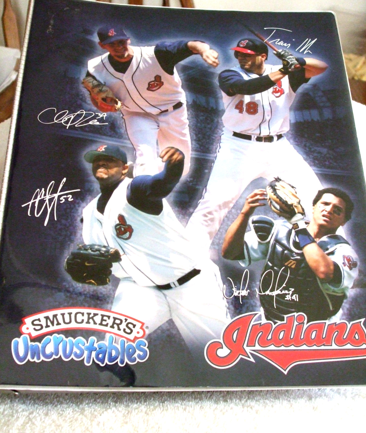 CLEVELAND INDIANS/GUARDIANS BINDER, NOTEBOOK, SMUCKERS UNCRUSTABLES LOGO, RARE