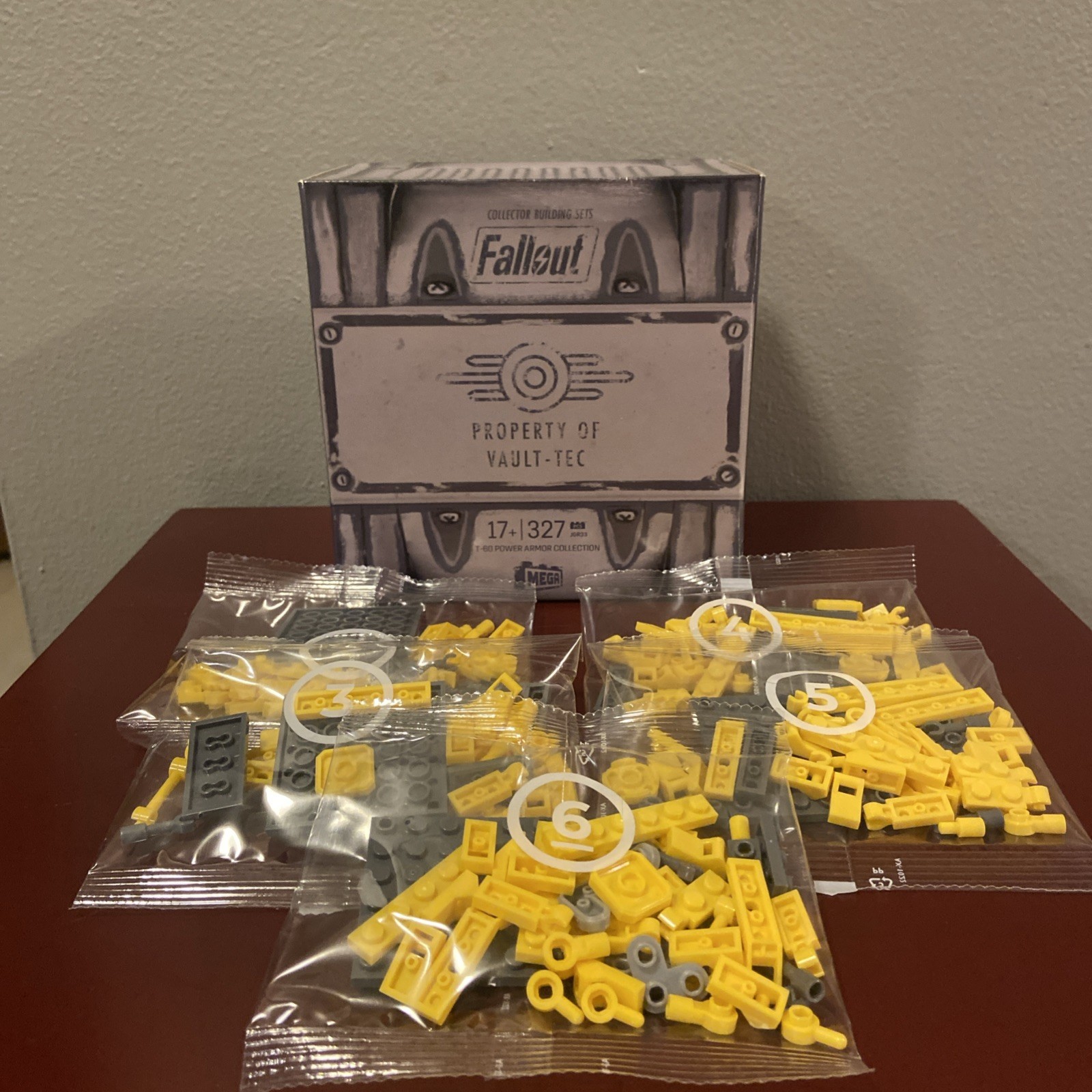 MEGA Fallout T-60 Power Armor Collection Set Missing Figures (327 pcs) Parts Lot