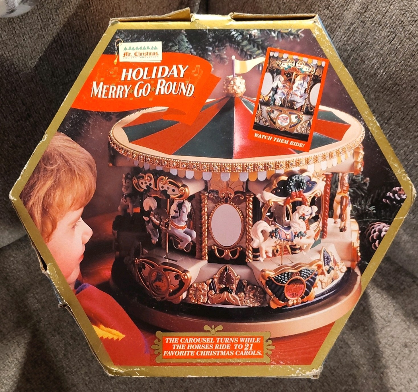 Mr Christmas Holiday Merry Go Round Light & Music & Horses Work Does Not Turn 94 Mr Christmas Holiday Merry Go Round Light & Music & Horses Work Does Not Turn 94