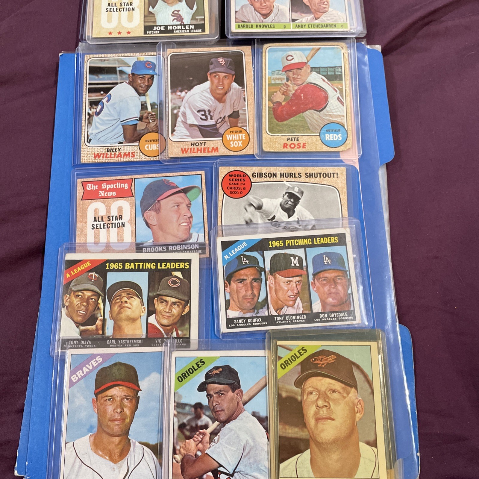1960’s TOPPS BASEBALL (34) CARD LOT PETE ROSE, GIBSON, ROBINSON, YAZ, KOUFAX
