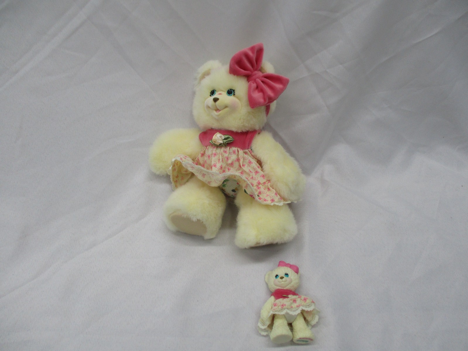 Fisher Price Briarberry Collection Ashleyberry & bonus small plastic Figure bear