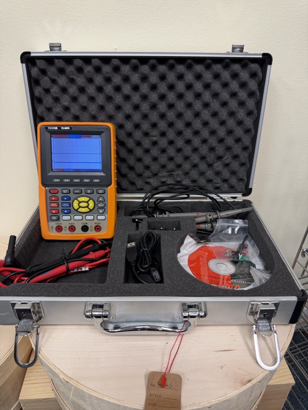 TENMA 72-8474 Handheld Digital Storage Oscilloscope Kit tested