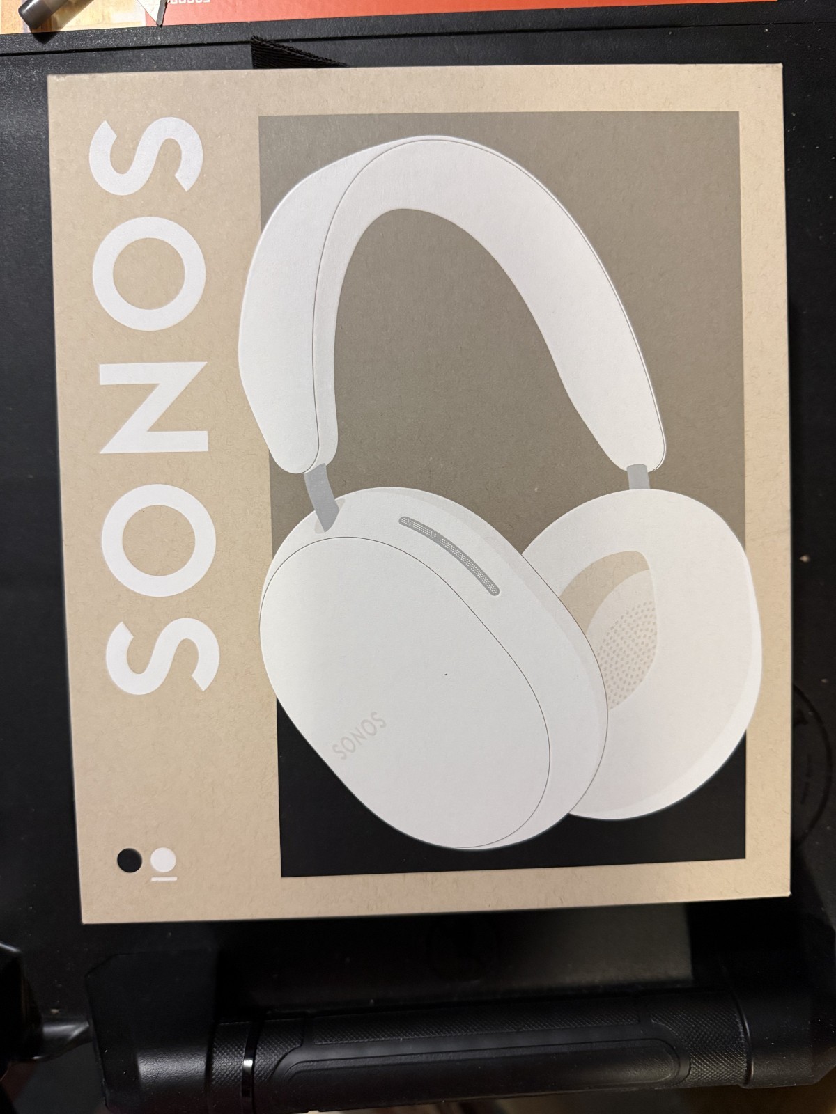 Sonos Ace Soft White - Wireless Over Ear Headphones New Sealed - SHIPS NOW Sonos Ace Soft White - Wireless Over Ear Headphones New Sealed - SHIPS NOW