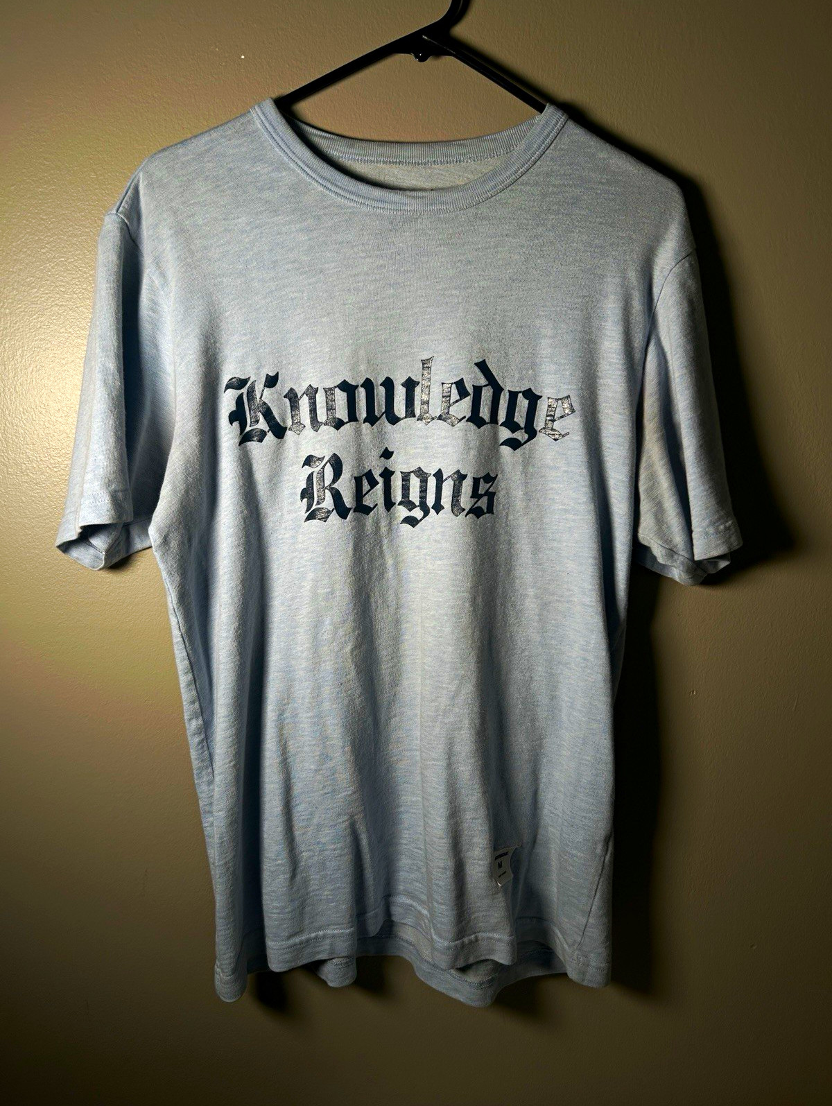 Supreme Knowledge Reigns 2013 SS Graphic Logo Tee Blue Short Sleeve Men’s M Supreme Knowledge Reigns 2013 SS Graphic Logo Tee Blue Short Sleeve Men’s M