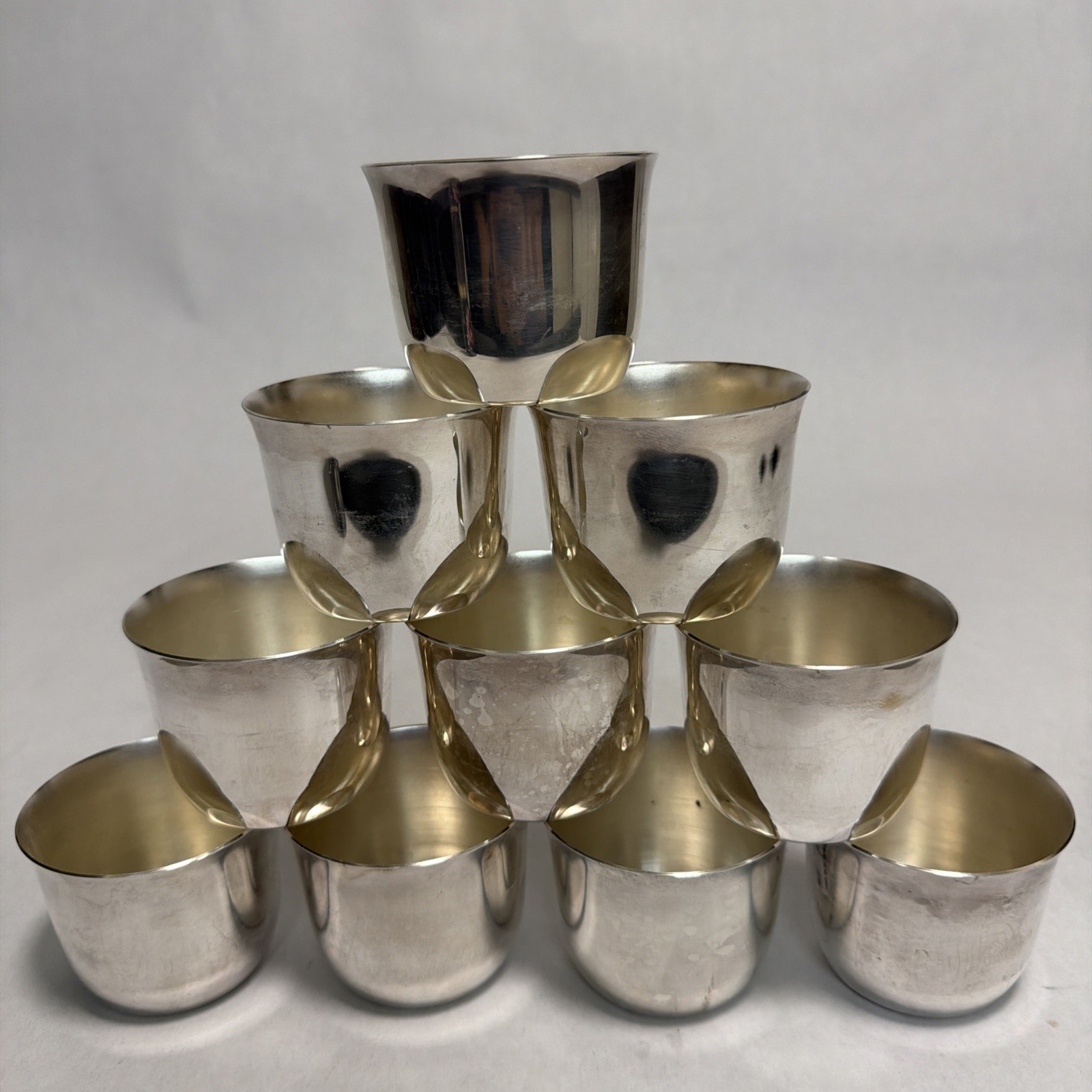 Sheridan Taunton Silversmiths Ltd Set of 10 Silver Plate Punch Cups Vtg Barware Sheridan Taunton Silversmiths Ltd Set of 10 Silver Plate Punch Cups Vtg Barware