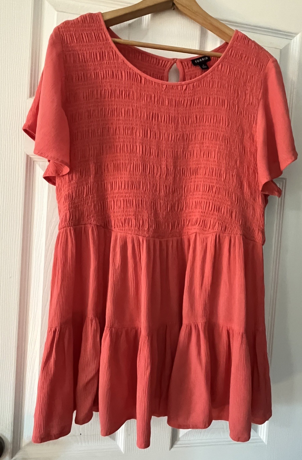 Torrid Womens Smocked Babydoll Top Plus Size 2 2X V-Neck Coral