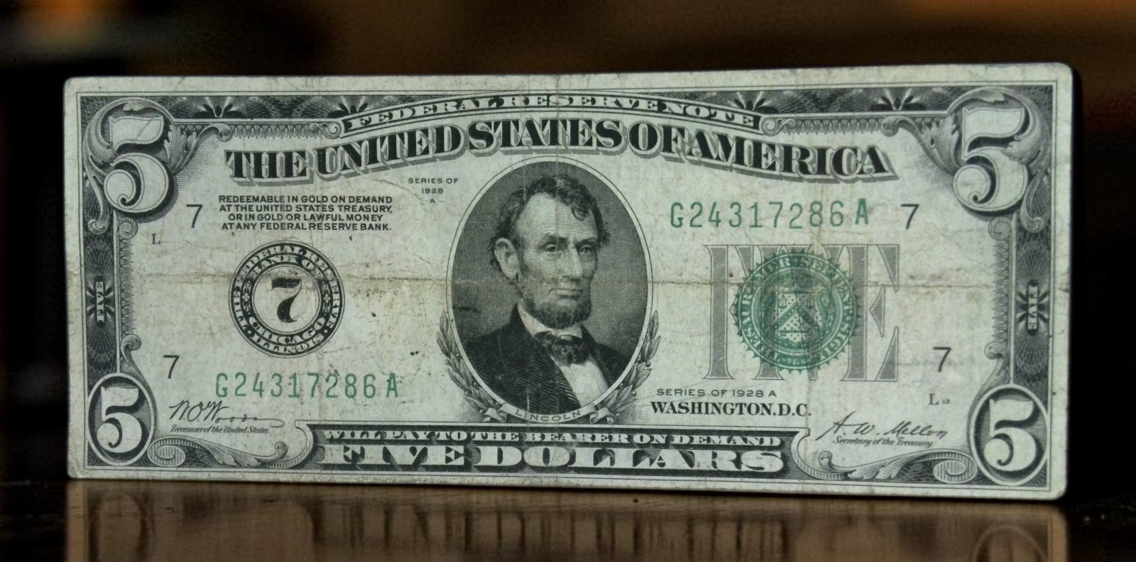 1928A $5 Federal Reserve Note Chicago Numeral 7 Bill G24317286A Fr. 1951-G VF