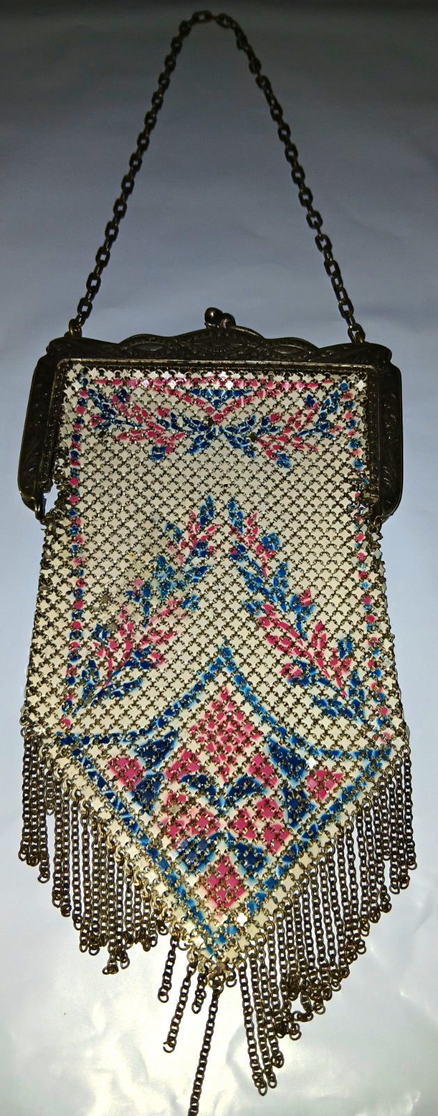 Antique 1920\'s Art Deco enamelled mesh purse made by Mandalian Mfg Co.