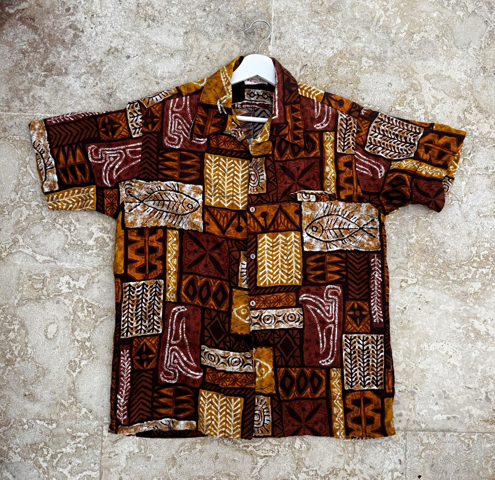 Vintage Go Barefoot In Paradise Hawaiian Shirt Mens L Tapa Fish Geometric Brown
