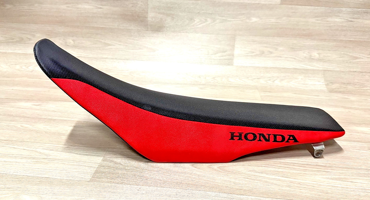 2006-2008 Honda CRF450R OEM Seat Saddle Assembly 77100-MEN-A00   **Excellent**