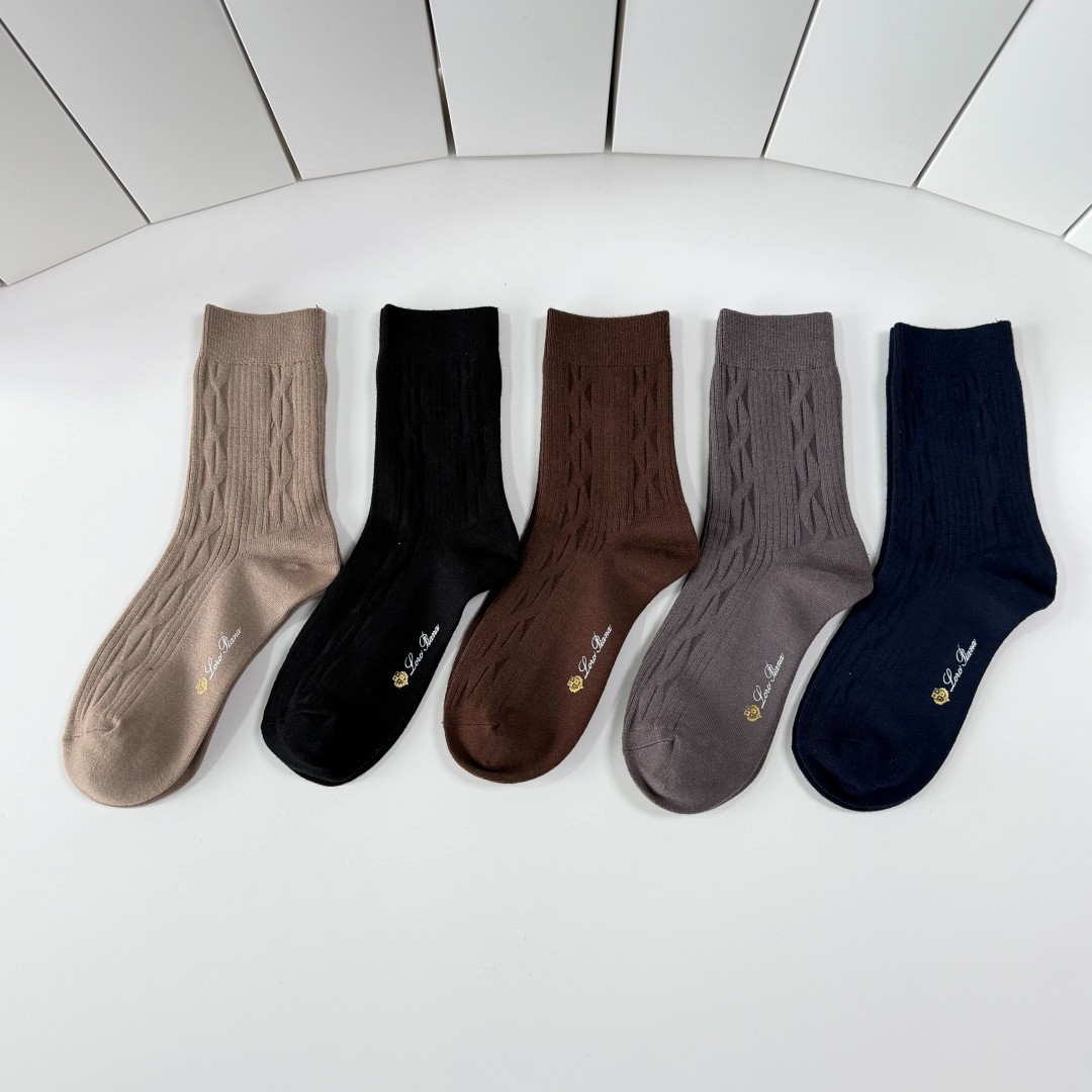 Loro Piana Women Mid Calf Cashmere Socks Embroidered Twisted Knit 5 Pairs New Loro Piana Women Mid Calf Cashmere Socks Embroidered Twisted Knit 5 Pairs New