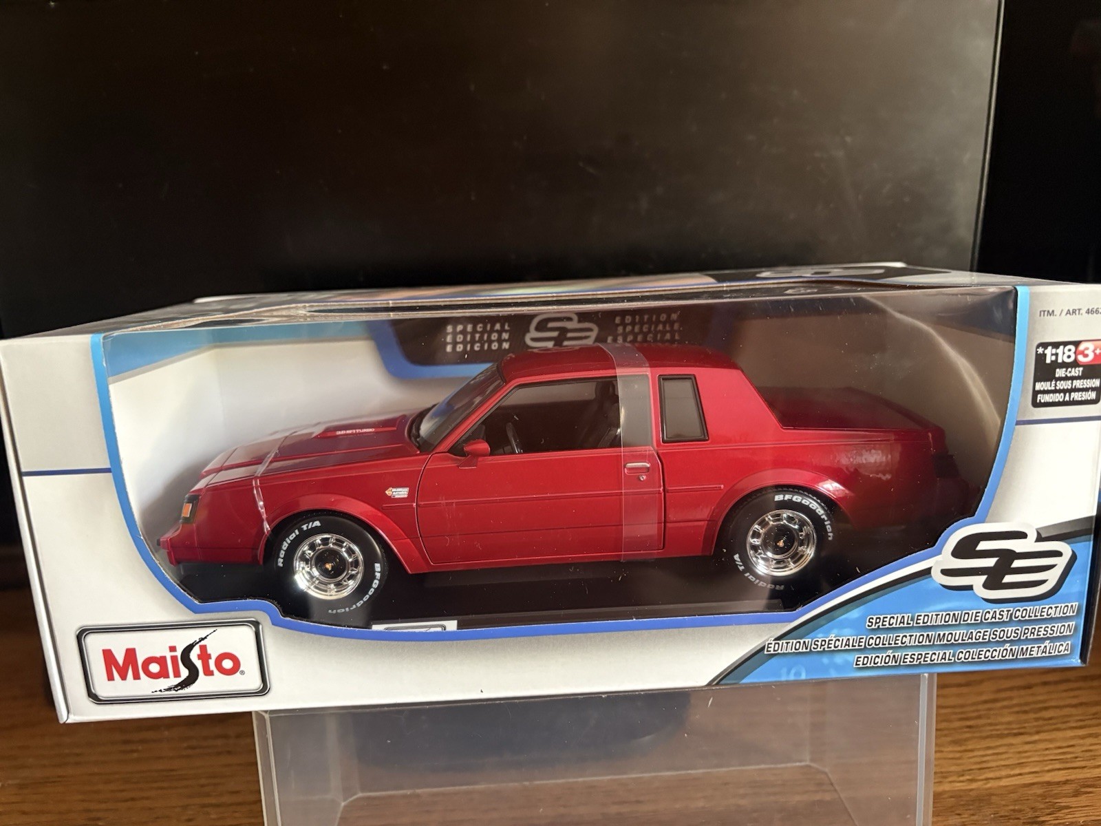 Maisto Buick Grand National 1987 1:18 Diecast Car Red Special Edition NIB RARE