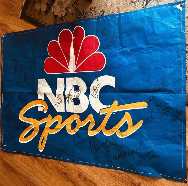 1993 Eagles signed NBC Sports Stadium Banner Cunningham Eric Allen Lofton +5 JSA